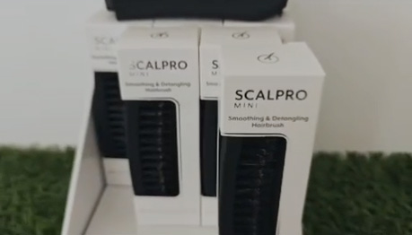 Musthave in je koffer! Mediceutical scalp pro brush
